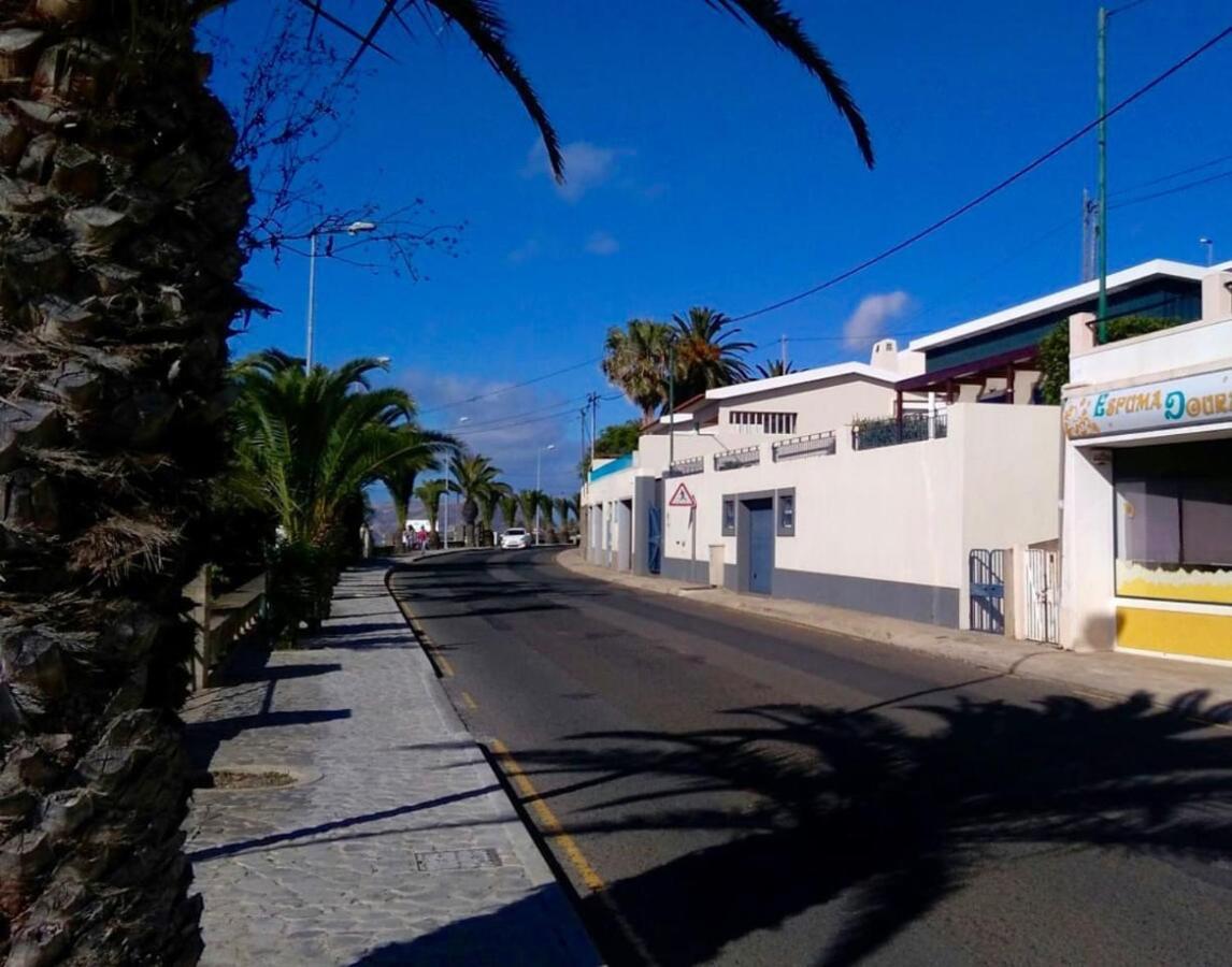 Ana'S Beach House - Porto Santo Buitenkant foto